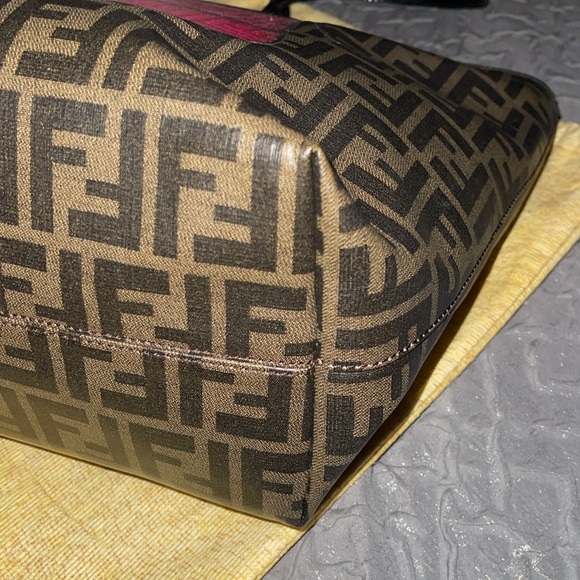 Preloved Fendi leather Zucca bag pristine condition comes with dust. - Picture 6 of 16